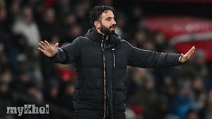 Ruben Amorim Explains Bruno Fernandes Substitution During Manchester United's Defeat To Nottingham Forest