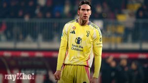 Capello Criticises Dusan Vlahovic's Frustrated Reaction After Substitution In Juventus Victory