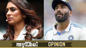 Ind vs Aus: Sack commentator Isa Guha for calling Jasprit Bumrah a monkey on air and then apologising