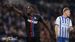 Crystal Palace Triumphs 3-1 Against Brighton With Ismaila Sarr's Two Goals