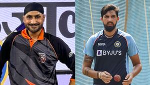 IND Vs AUS: Harbhajan Singh And Ishant Sharma Discuss India-Australia Rivalry Ahead Of Pink-Ball Test