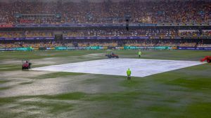 IND vs AUS 3rd Test: Brisbane Weather on December 15 - Will Rain play Spoilsport on Day 2?