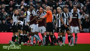 Unai Emery Confirms Aston Villa Will Appeal Jhon Duran's Red Card Dismissal Against Newcastle United