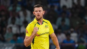 Josh Hazlewood Injury Update: Aussie Pacer Targets Gabba Comeback After Rigorous Fitness Test