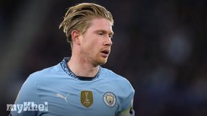 Kevin De Bruyne Has Not Started Contract Negotiations With Manchester City Amid Future Uncertainty