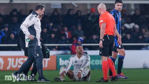 Carlo Ancelotti Expresses Hope That Kylian Mbappe's Injury Is Not Serious After Champions League Victory