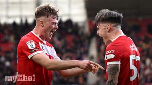Middlesbrough Secures Victory While Leeds United Misses Chance To Lead Championship