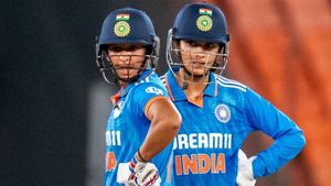 IND-W vs WI-W : Why Harmanpreet Kaur Didn't Field In 1st T20I? Smriti Mandhana Gives Injury Update