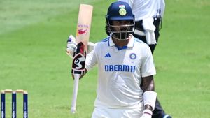 IND vs AUS : KL Rahul Sends X Into Frenzy With Gutsy Knock In 3rd Test, Fans Say 'Better Call Rahul'