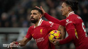 Arne Slot Hopes For Mohamed Salah's Extended Tenure At Liverpool Following Impressive Performance