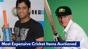 Most Expensive Cricket Items Ever Auctioned: MS Dhoni's World Cup Bat to Sir Don Bradman's Cap