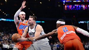 Oklahoma City Thunder Overcome Dallas Mavericks To Secure Spot In NBA Cup Semifinals