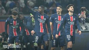 Luis Enrique Commends Paris Saint-Germain For Maintaining Control In Win Against Lyon