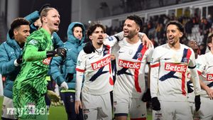 Matvey Safonov's Heroics Propel PSG Past Lens In Coupe De France Penalty Shootout