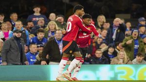 Manchester United Transfer News: Red Devils eyeing Ederson, Marcus Rashford may join this Massive Club!