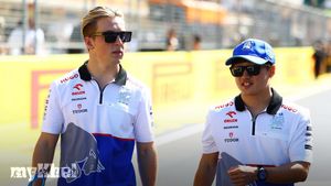 Red Bull Team Principal Christian Horner Evaluates Yuki Tsunoda And Liam Lawson For Sergio Perez's Replacement