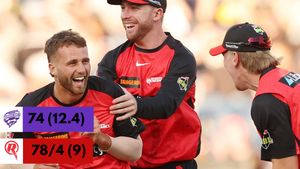 BBL 2024-25: Melbourne Renegades Dominate Hobart Hurricanes with a Crushing Victory