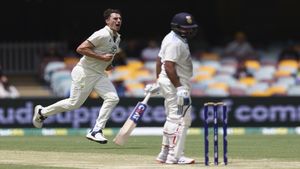 Rohit Sharma drops to new Low after another cheap dismissal against Australia