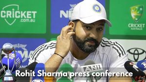 India vs Australia: Rohit Sharma Drops Himself to Middle-Order, KL Rahul, Yashasvi Jaiswal to Open in Pink Ball Test