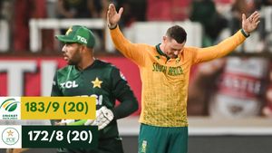 SA vs PAK: South Africa Win 1st T20I by 11 Runs as George Linde Stars in Durban