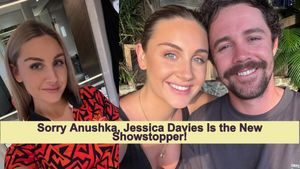 Travis Head Wife Jessica Davies Wins Hearts at Adelaide as Fans Claim Model Is More Beautiful Than Anushka Sharma