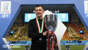 AC Milan Coach Sergio Conceicao Emphasises Focus After Supercoppa Italiana Triumph
