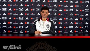 Amad Diallo Extends Manchester United Contract Until June 2030 Following Impressive Season