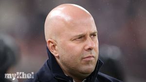 Arne Slot Maintains Focus Amid Ongoing Player Contract Speculation At Liverpool