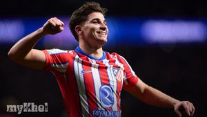 Atletico Madrid Triumphs Over Bayer Leverkusen With Julian Alvarez's Late Goals In Champions League Match
