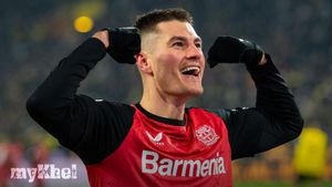 Bayer Leverkusen Triumphs Over Borussia Dortmund With Schick's Two Goals In Bundesliga Match