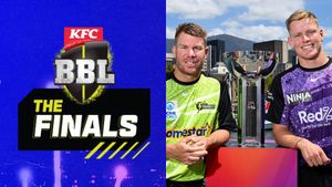 BBL 14 Final: Hobart Hurricanes or Sydney Thunder - Which Team Has Won Big Bash League Trophy Most?