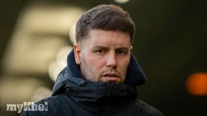 Brighton & Hove Albion Ends Winless Streak With 2-0 Victory Against Ipswich Town