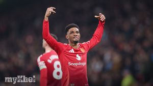 Diallo Celebrates Manchester United Victory After Scoring Late Hat-Trick Against Southampton