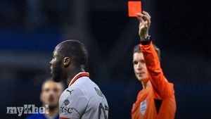 Dinamo Zagreb Defeats AC Milan 2-1 But Misses Champions League Play-Off Spot