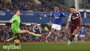 Everton Falls To Aston Villa: Ollie Watkins' Goal Marks Moyes' Unfortunate Return