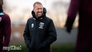 Graham Potter Aims To Forge Strong Connection With West Ham Fans Ahead Of Fulham Match