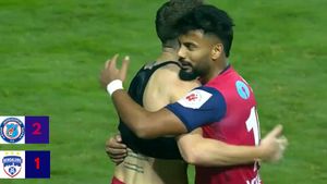 ISL 2024-25: Jamshedpur FC Rally Past Bengaluru FC 2-1 in a Thrilling Comeback