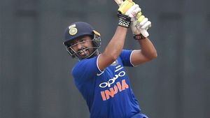 Sachin Tendulkar hails ‘extraordinary’ Karun Nair amid brilliant performances