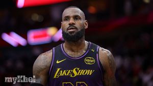 LeBron James Addresses Lakers' Defeat Against Rockets, Refuses To Blame Referees