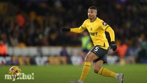 Mario Lemina Informs Wolves Boss Vitor Pereira Of His Desire To Leave This January