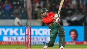 Dropped From Bangladesh Champions Trophy Squad, Litton Das Smashes Century in Record-Breaking Night in BPL