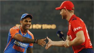 India vs England 2nd T20I Playing 11 and Toss Report: IND Opt To Bowl; Washington Sundar-Dhruv Jurel Replace Rinku Singh, Nitish Reddy