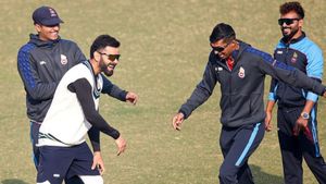 Navdeep Saini Reflects on Virat Kohli's Inspirational Impact on Delhi's Dressing Room, Says 'We Feel Immense Pride'