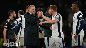 Dejan Kulusevski Affirms Ange Postecoglou As The Right Leader For Tottenham Amidst Challenges