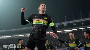 PSV Eindhoven Secures Narrow 3-2 Victory Over Red Star Belgrade Thanks To Luuk De Jong's Two Goals