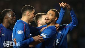 Philippe Clement Commends Rangers' Dominant Performance In 3-0 Win Against Aberdeen