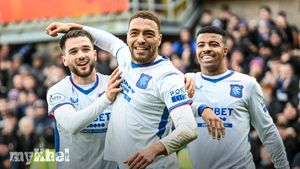 Clement Commends Rangers For Professionalism In Dominant 3-1 Victory Over Dundee United