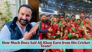 How Much Does Saif Ali Khan Earn? Bollywood Star & Tigers of Kolkata Owner Brings in ₹1 Crore Annually from Cricket Team