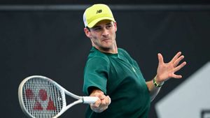 Tommy Paul and Felix Auger Aliassime make winning starts to 2025 in Adelaide