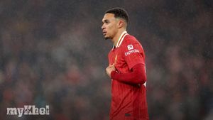 Carragher Discusses Impact Of Real Madrid Rumours On Alexander-Arnold's Performance Against Manchester United